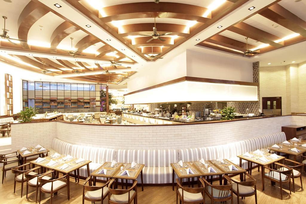 R Hotel Rancamaya Bogor Exteriér fotografie
