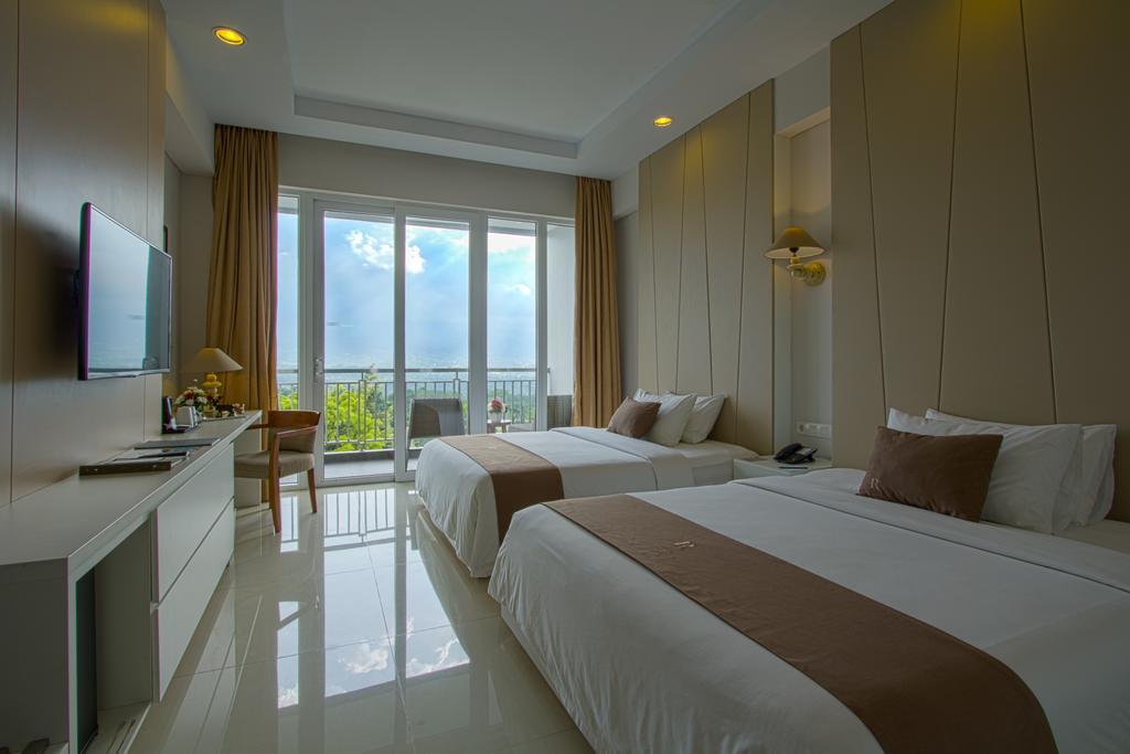 R Hotel Rancamaya Bogor Exteriér fotografie