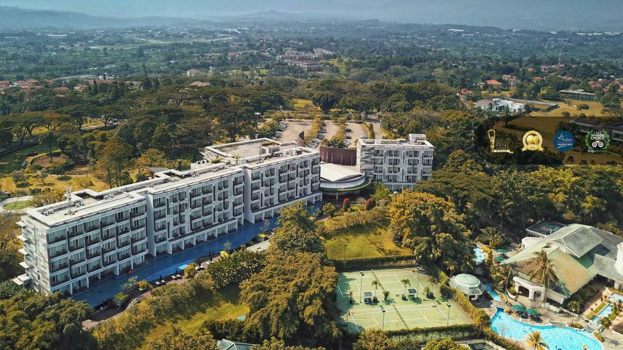 R Hotel Rancamaya Bogor Exteriér fotografie